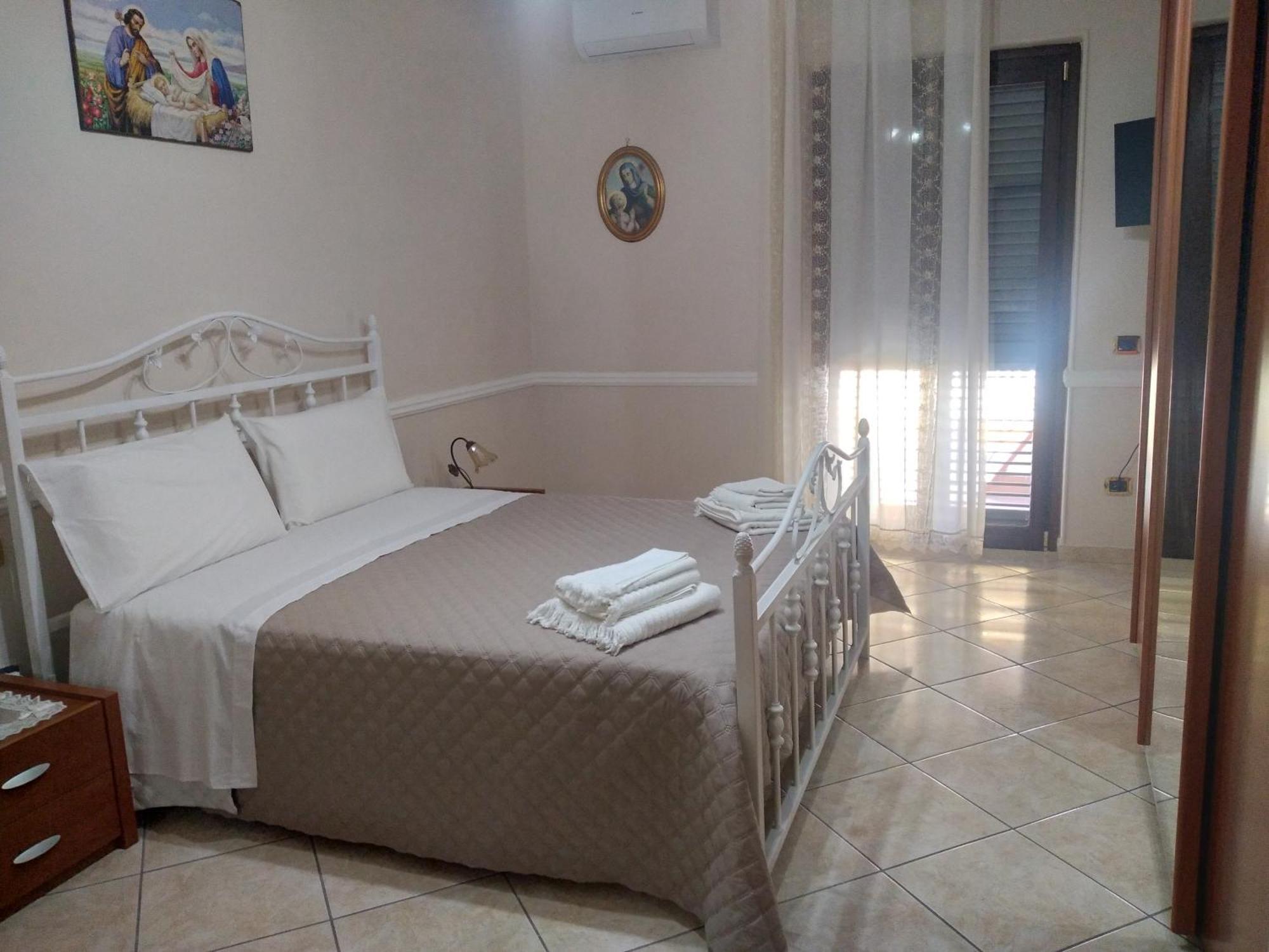 Turisti A Casa Mia Bed and Breakfast Santa Maria La Carità Exteriör bild